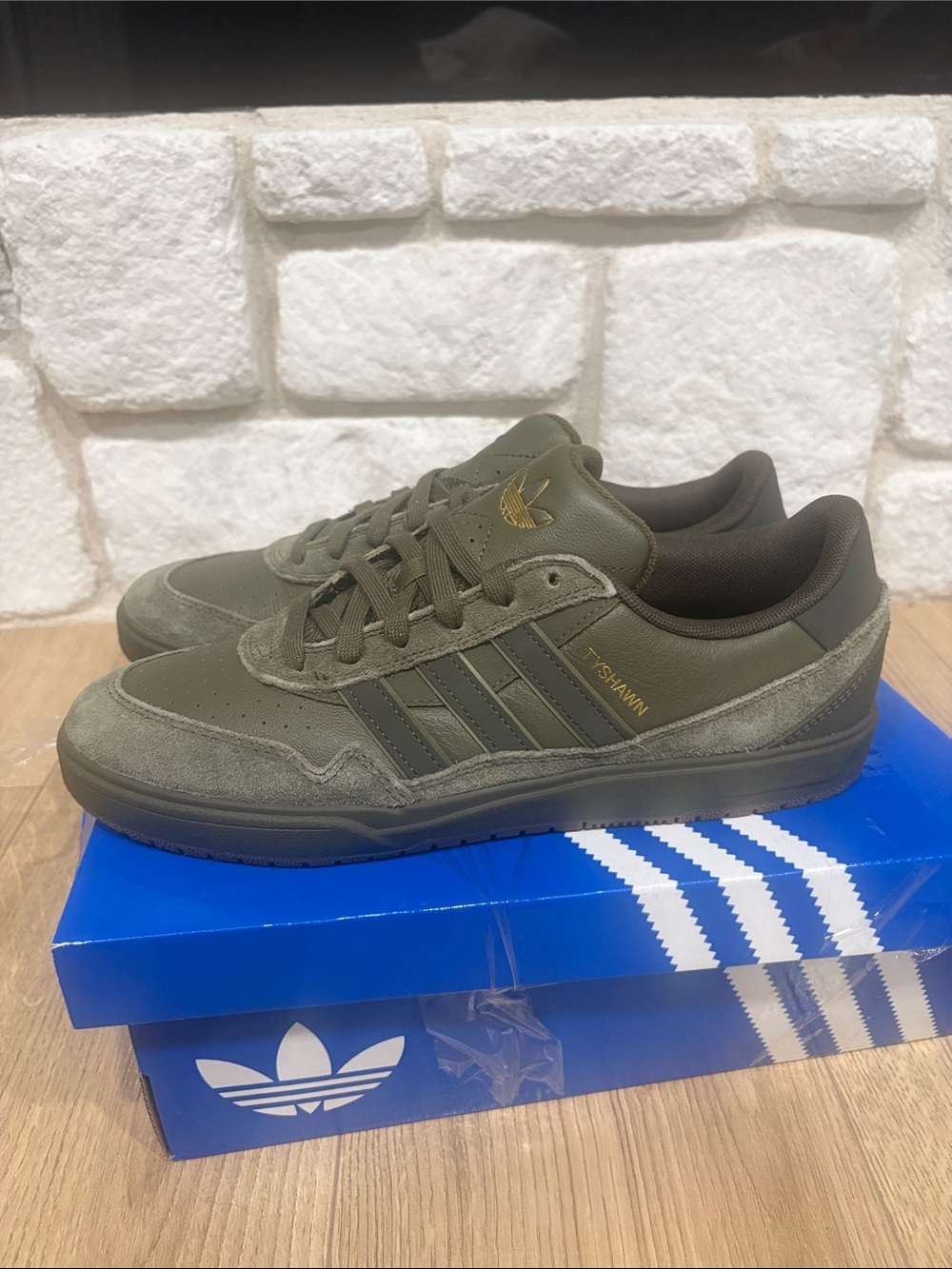 ADIDAS TYSHAWN II SHOES‎ - Picture 7 of 7